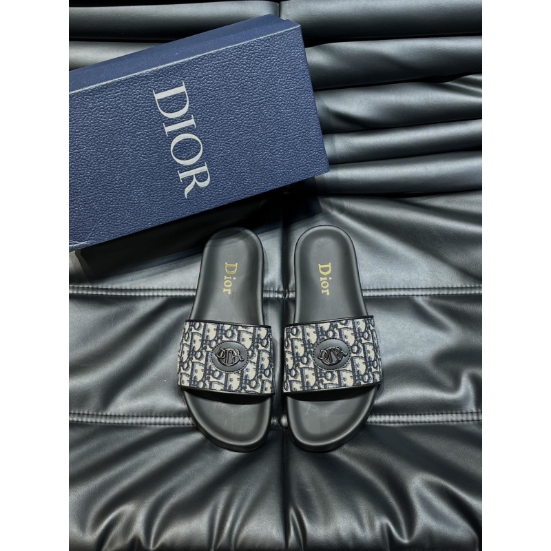 ch**an D*or slippers